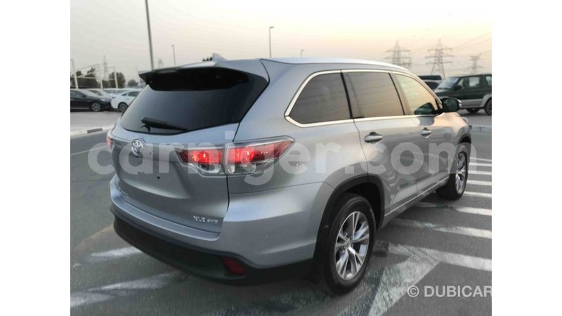 Big with watermark toyota highlander agadez import dubai 5194