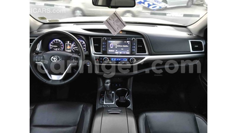 Big with watermark toyota highlander agadez import dubai 5194