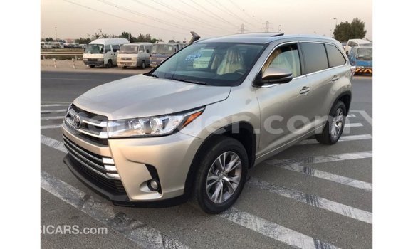 Buy Import Toyota Highlander Other Car in Import - Dubai in Agadez Buy Import Toyota Highlander Other Car in Import - Dubai in Agadez