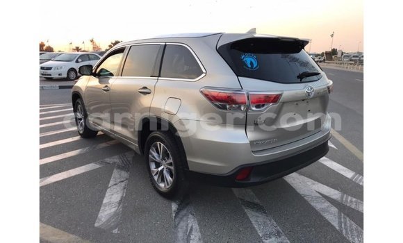 Buy Import Toyota Highlander Other Car in Import - Dubai in Agadez Buy Import Toyota Highlander Other Car in Import - Dubai in Agadez