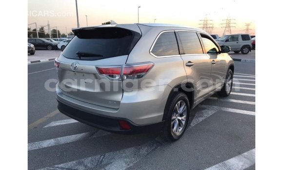 Buy Import Toyota Highlander Other Car in Import - Dubai in Agadez Buy Import Toyota Highlander Other Car in Import - Dubai in Agadez