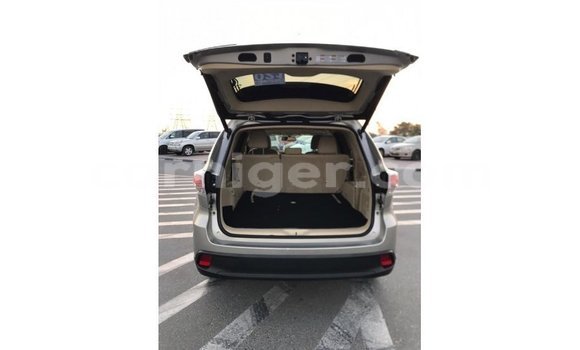 Buy Import Toyota Highlander Other Car in Import - Dubai in Agadez Buy Import Toyota Highlander Other Car in Import - Dubai in Agadez