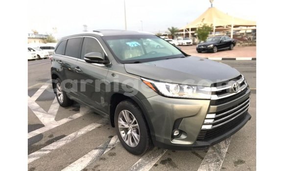 اشتري Imported Toyota Highlander Other سيارة في Import - Dubai في أغاديز اشتري Imported Toyota Highlander Other سيارة في Import - Dubai في أغاديز