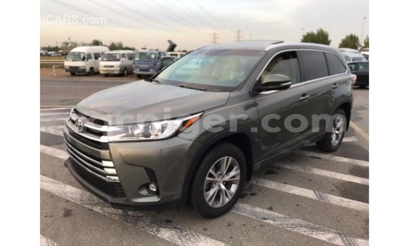 اشتري Imported Toyota Highlander Other سيارة في Import - Dubai في أغاديز اشتري Imported Toyota Highlander Other سيارة في Import - Dubai في أغاديز