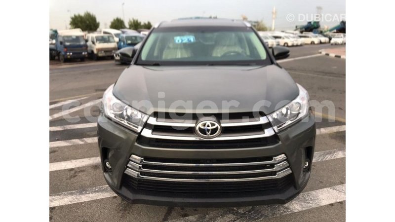 Big with watermark toyota highlander agadez import dubai 5206