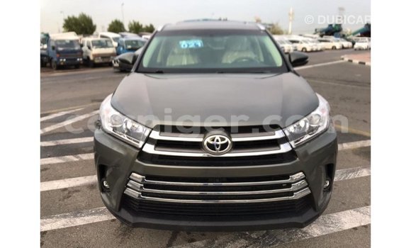 اشتري Imported Toyota Highlander Other سيارة في Import - Dubai في أغاديز اشتري Imported Toyota Highlander Other سيارة في Import - Dubai في أغاديز