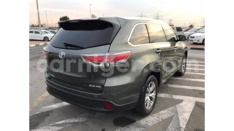 Big with watermark toyota highlander agadez import dubai 5206