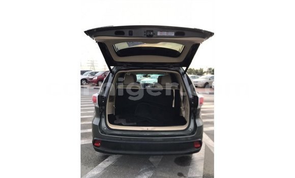 اشتري Imported Toyota Highlander Other سيارة في Import - Dubai في أغاديز اشتري Imported Toyota Highlander Other سيارة في Import - Dubai في أغاديز