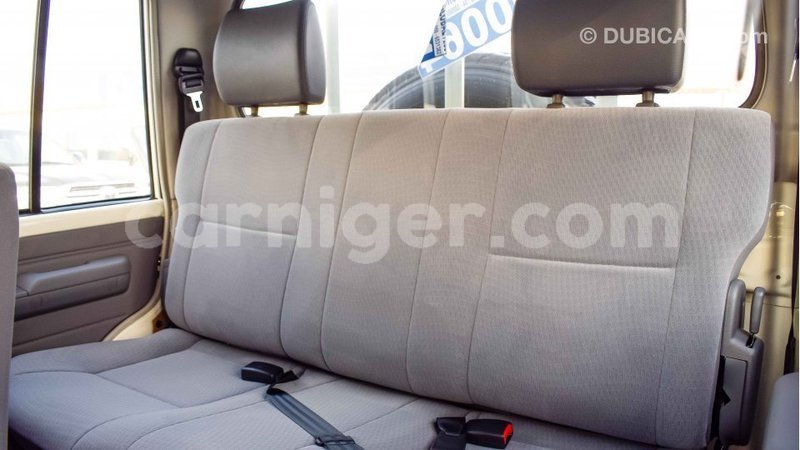 Big with watermark toyota land cruiser agadez import dubai 5208