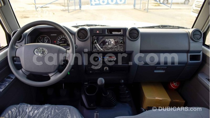 Big with watermark toyota land cruiser agadez import dubai 5208