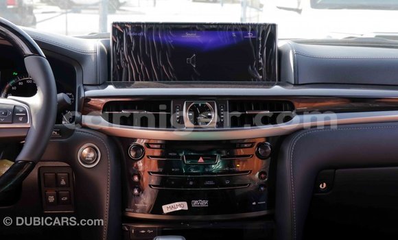 Buy Import Lexus LX White Car in Import - Dubai in Agadez Buy Import Lexus LX White Car in Import - Dubai in Agadez