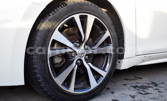 Buy Import Nissan Maxima White Car in Import - Dubai in Agadez Buy Import Nissan Maxima White Car in Import - Dubai in Agadez