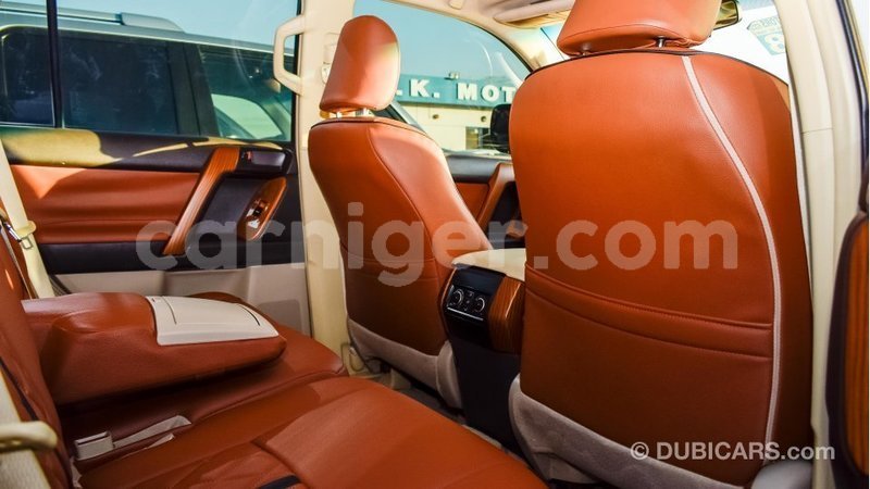 Big with watermark toyota prado agadez import dubai 5214