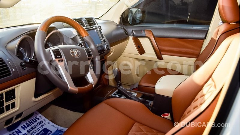 Big with watermark toyota prado agadez import dubai 5216