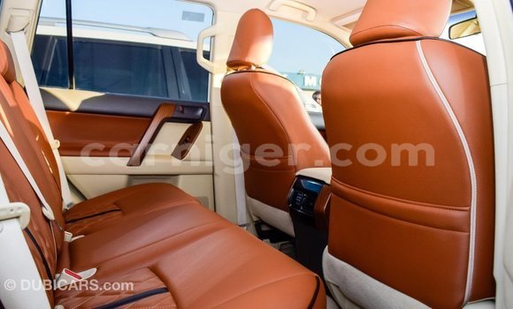 Buy Import Toyota Prado White Car in Import - Dubai in Agadez Buy Import Toyota Prado White Car in Import - Dubai in Agadez