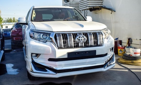 Sayi Imported Toyota Prado White Mota in Import - Dubai a Agadez Sayi Imported Toyota Prado White Mota in Import - Dubai a Agadez