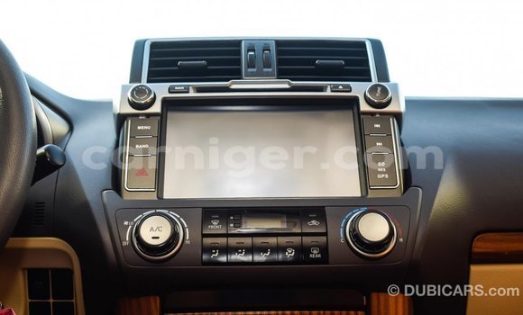 Sayi Imported Toyota Prado White Mota in Import - Dubai a Agadez Sayi Imported Toyota Prado White Mota in Import - Dubai a Agadez