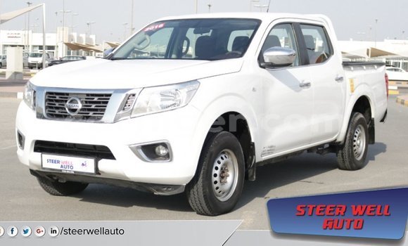 Acheter Import Voiture Nissan Navara Blanc à Import - Dubai, Agadez Acheter Import Voiture Nissan Navara Blanc à Import - Dubai, Agadez