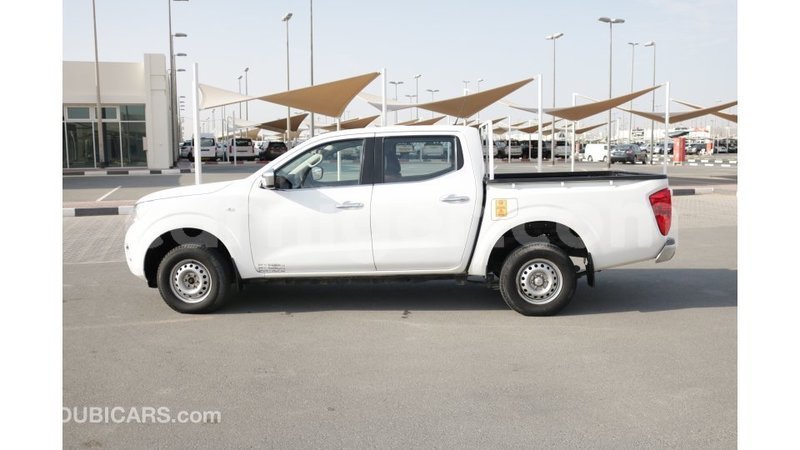 Big with watermark nissan navara agadez import dubai 5224