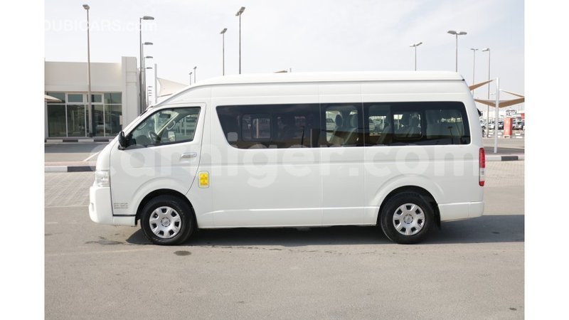 Big with watermark toyota hiace agadez import dubai 5225