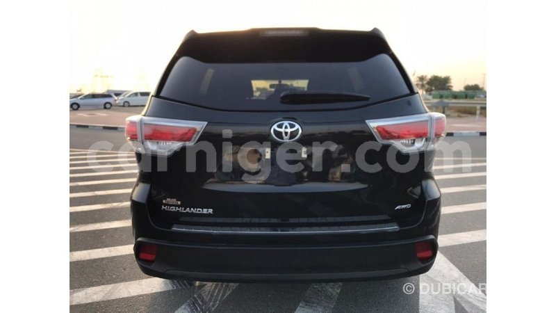 Big with watermark toyota highlander agadez import dubai 5226