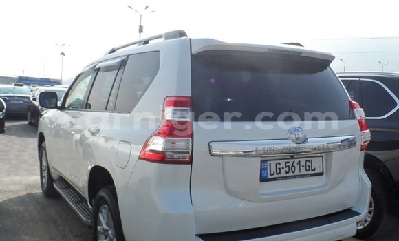 Buy Used Toyota Prado White Car in Niamey in Niamey Buy Used Toyota Prado White Car in Niamey in Niamey