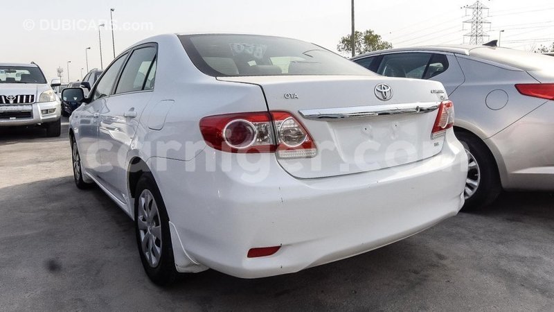 Big with watermark toyota corolla agadez import dubai 5235