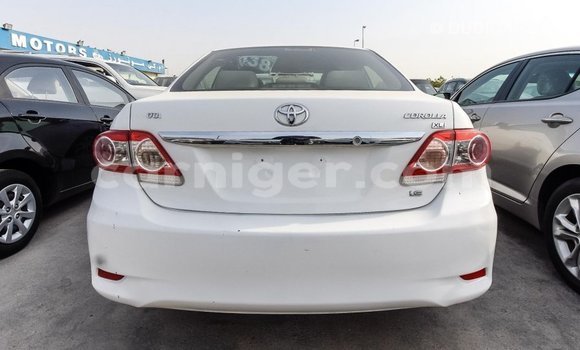 Acheter Import Voiture Toyota Corolla Blanc à Import - Dubai, Agadez Acheter Import Voiture Toyota Corolla Blanc à Import - Dubai, Agadez