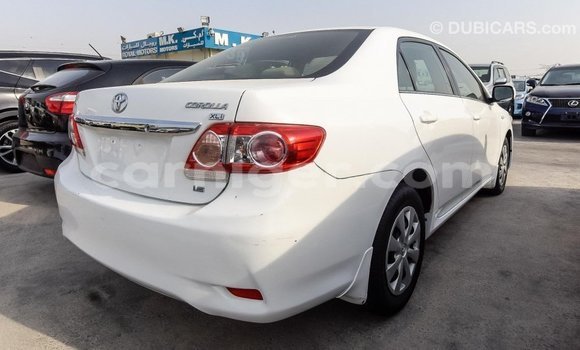Acheter Import Voiture Toyota Corolla Blanc à Import - Dubai, Agadez Acheter Import Voiture Toyota Corolla Blanc à Import - Dubai, Agadez