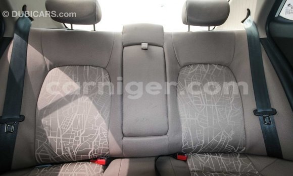 Buy Import Hyundai i10 White Car in Import - Dubai in Agadez Buy Import Hyundai i10 White Car in Import - Dubai in Agadez