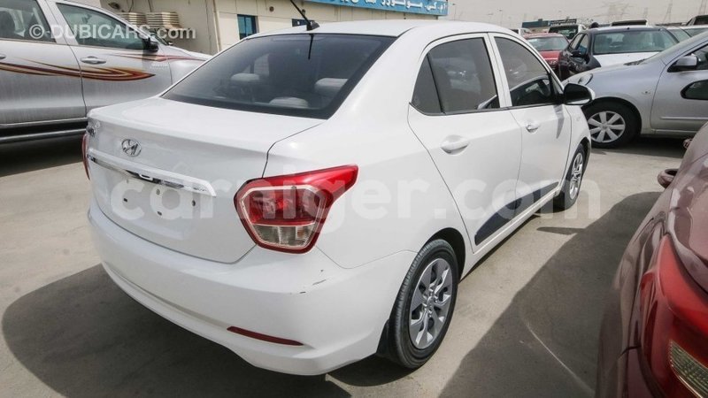 Big with watermark hyundai i10 agadez import dubai 5242