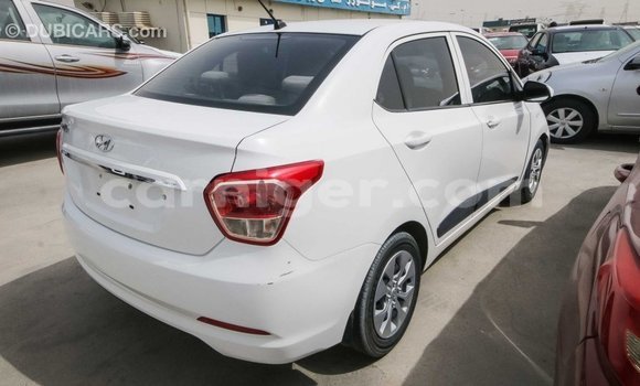 Buy Import Hyundai i10 White Car in Import - Dubai in Agadez Buy Import Hyundai i10 White Car in Import - Dubai in Agadez