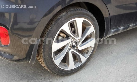 Acheter Import Voiture Kia Rio Noir à Import - Dubai, Agadez Acheter Import Voiture Kia Rio Noir à Import - Dubai, Agadez