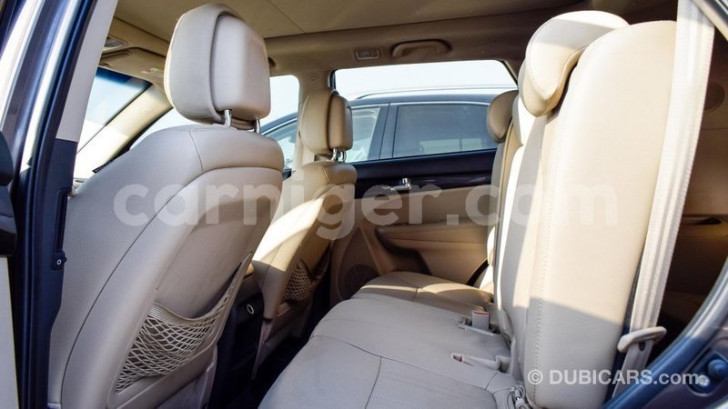 Big with watermark kia sorento agadez import dubai 5247