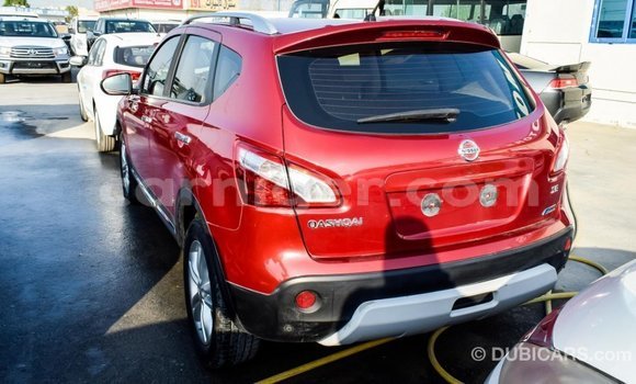 Sayi Imported Nissan Qashqai Red Mota in Import - Dubai a Agadez Sayi Imported Nissan Qashqai Red Mota in Import - Dubai a Agadez
