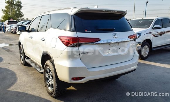 اشتري Imported Toyota Fortuner White سيارة في Import - Dubai في أغاديز اشتري Imported Toyota Fortuner White سيارة في Import - Dubai في أغاديز