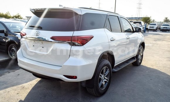 اشتري Imported Toyota Fortuner White سيارة في Import - Dubai في أغاديز اشتري Imported Toyota Fortuner White سيارة في Import - Dubai في أغاديز