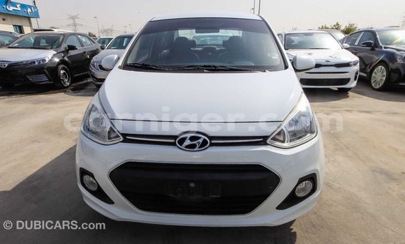 Acheter Import Voiture Hyundai i10 Blanc à Import - Dubai, Agadez Acheter Import Voiture Hyundai i10 Blanc à Import - Dubai, Agadez