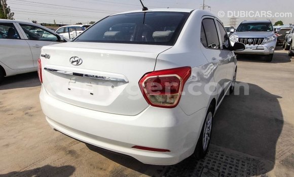 Acheter Import Voiture Hyundai i10 Blanc à Import - Dubai, Agadez Acheter Import Voiture Hyundai i10 Blanc à Import - Dubai, Agadez