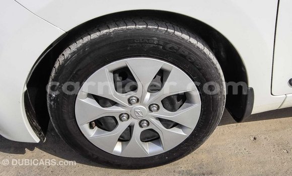 Acheter Import Voiture Hyundai i10 Blanc à Import - Dubai, Agadez Acheter Import Voiture Hyundai i10 Blanc à Import - Dubai, Agadez