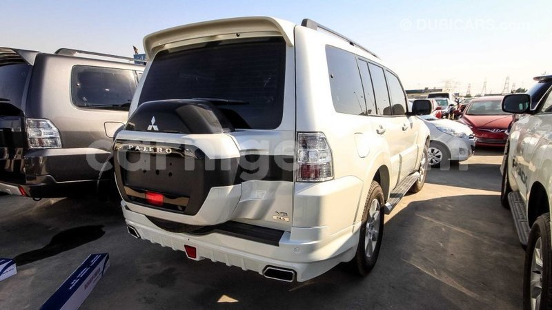 Big with watermark mitsubishi pajero agadez import dubai 5259