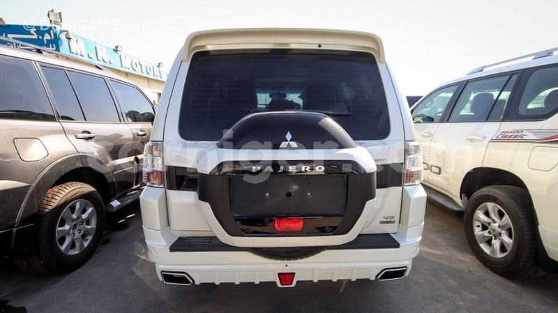 Big with watermark mitsubishi pajero agadez import dubai 5259