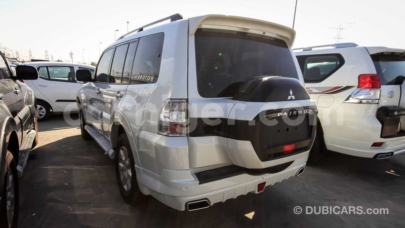 Big with watermark mitsubishi pajero agadez import dubai 5259