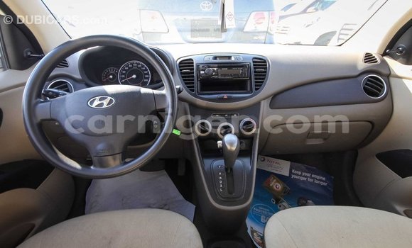 Sayi Imported Hyundai i10 White Mota in Import - Dubai a Agadez Sayi Imported Hyundai i10 White Mota in Import - Dubai a Agadez