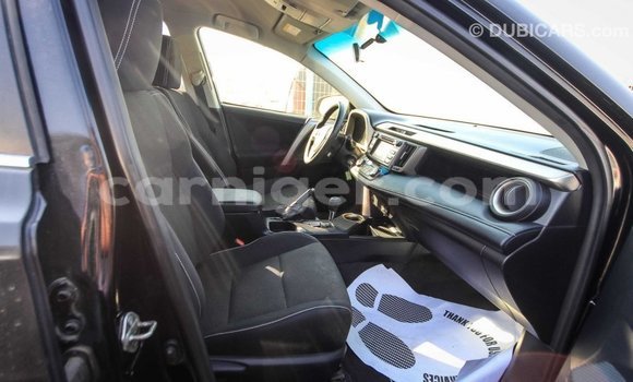 Acheter Import Utilitaire Toyota Ade Noir à Import - Dubai, Agadez Acheter Import Utilitaire Toyota Ade Noir à Import - Dubai, Agadez