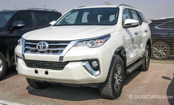 اشتري Imported Toyota Fortuner White سيارة في Import - Dubai في أغاديز اشتري Imported Toyota Fortuner White سيارة في Import - Dubai في أغاديز