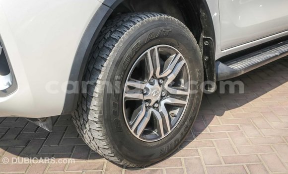 اشتري Imported Toyota Fortuner White سيارة في Import - Dubai في أغاديز اشتري Imported Toyota Fortuner White سيارة في Import - Dubai في أغاديز
