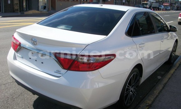 Buy Used Toyota Camry White Car in Dosso in Dosso Buy Used Toyota Camry White Car in Dosso in Dosso