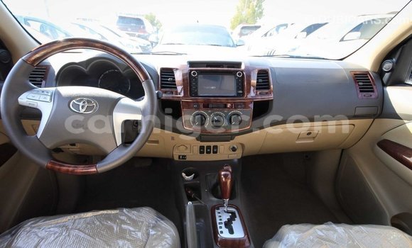Acheter Import Voiture Toyota Fortuner Autre à Import - Dubai, Agadez Acheter Import Voiture Toyota Fortuner Autre à Import - Dubai, Agadez