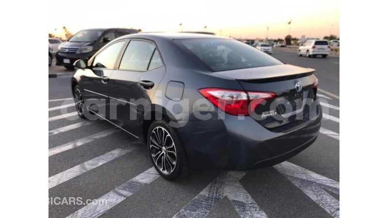 Big with watermark toyota corolla agadez import dubai 5282